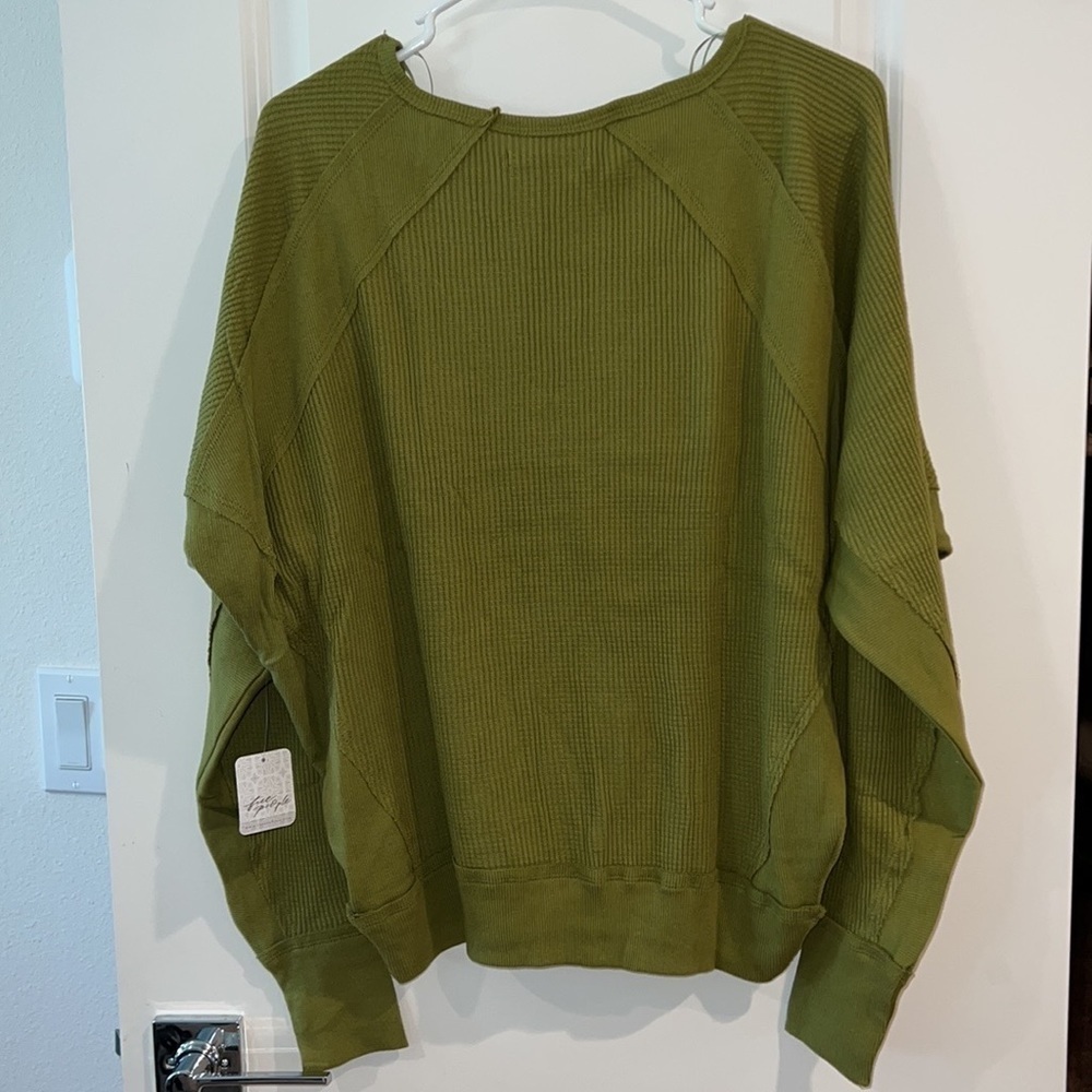 NWT Free People Santa Clara Thermal Top XS Ferngully Green - Picture 2 of 5